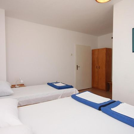 Apartments And Rooms With Parking Space Gradac, Makarska - 6819 Градац Номер фото