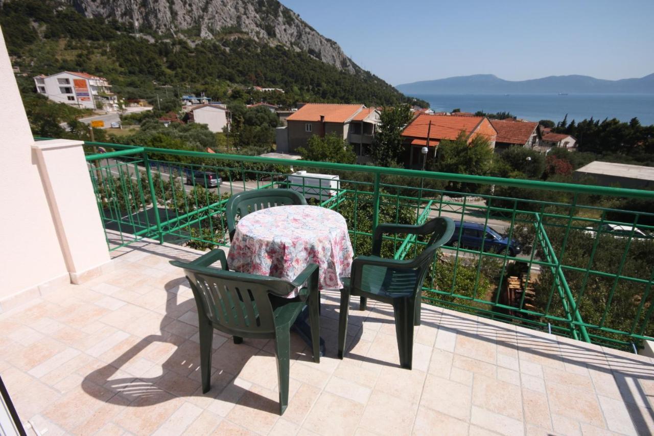 Apartments And Rooms With Parking Space Gradac, Makarska - 6819 Градац Экстерьер фото
