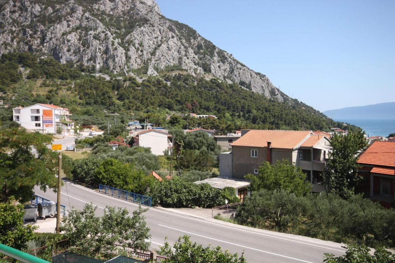 Apartments And Rooms With Parking Space Gradac, Makarska - 6819 Градац Экстерьер фото